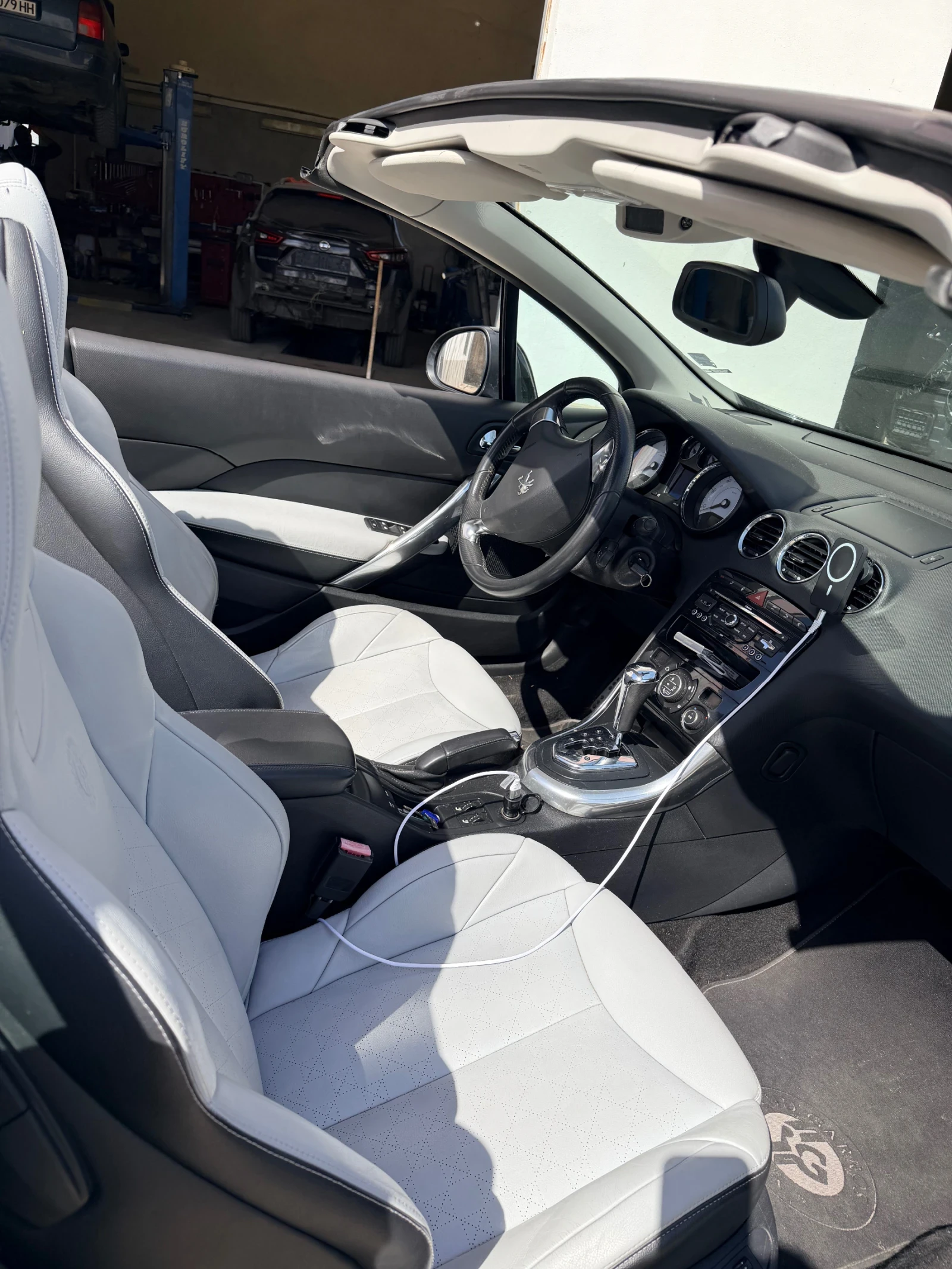 Peugeot 308 CC Roland Garros Limited Edition , снимка 6 - Автомобили и джипове - 54639106