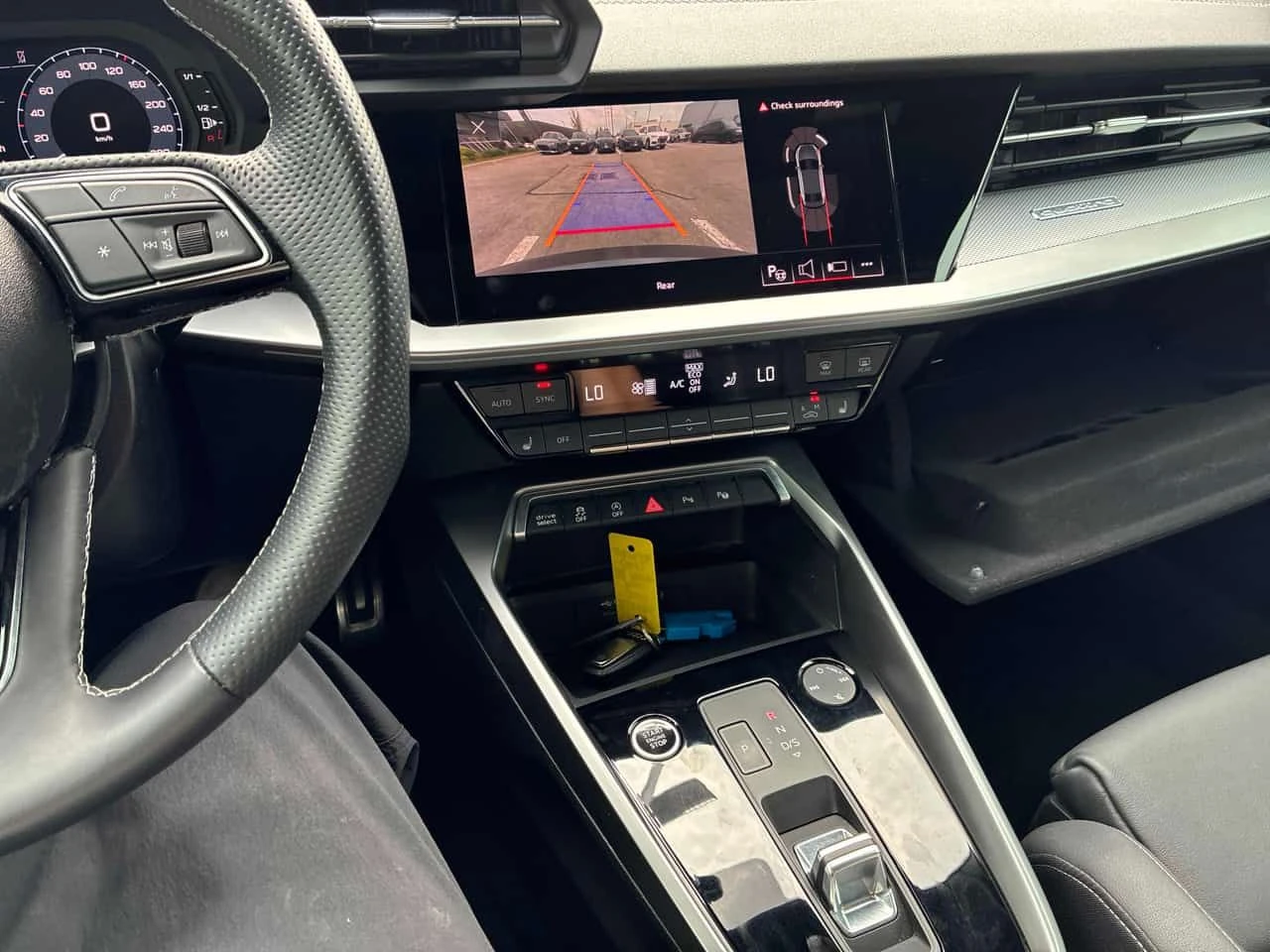 Audi A3 Progressiv/ПАНОРАМА/АВТОКРЕДИТ БЕЗ ПЪРВОНАЧАЛНА, снимка 9 - Автомобили и джипове - 54808201