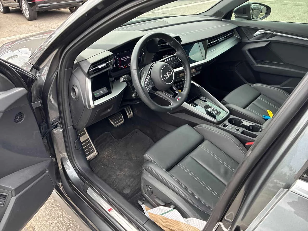 Audi A3 Progressiv/ПАНОРАМА/АВТОКРЕДИТ БЕЗ ПЪРВОНАЧАЛНА, снимка 7 - Автомобили и джипове - 54808201