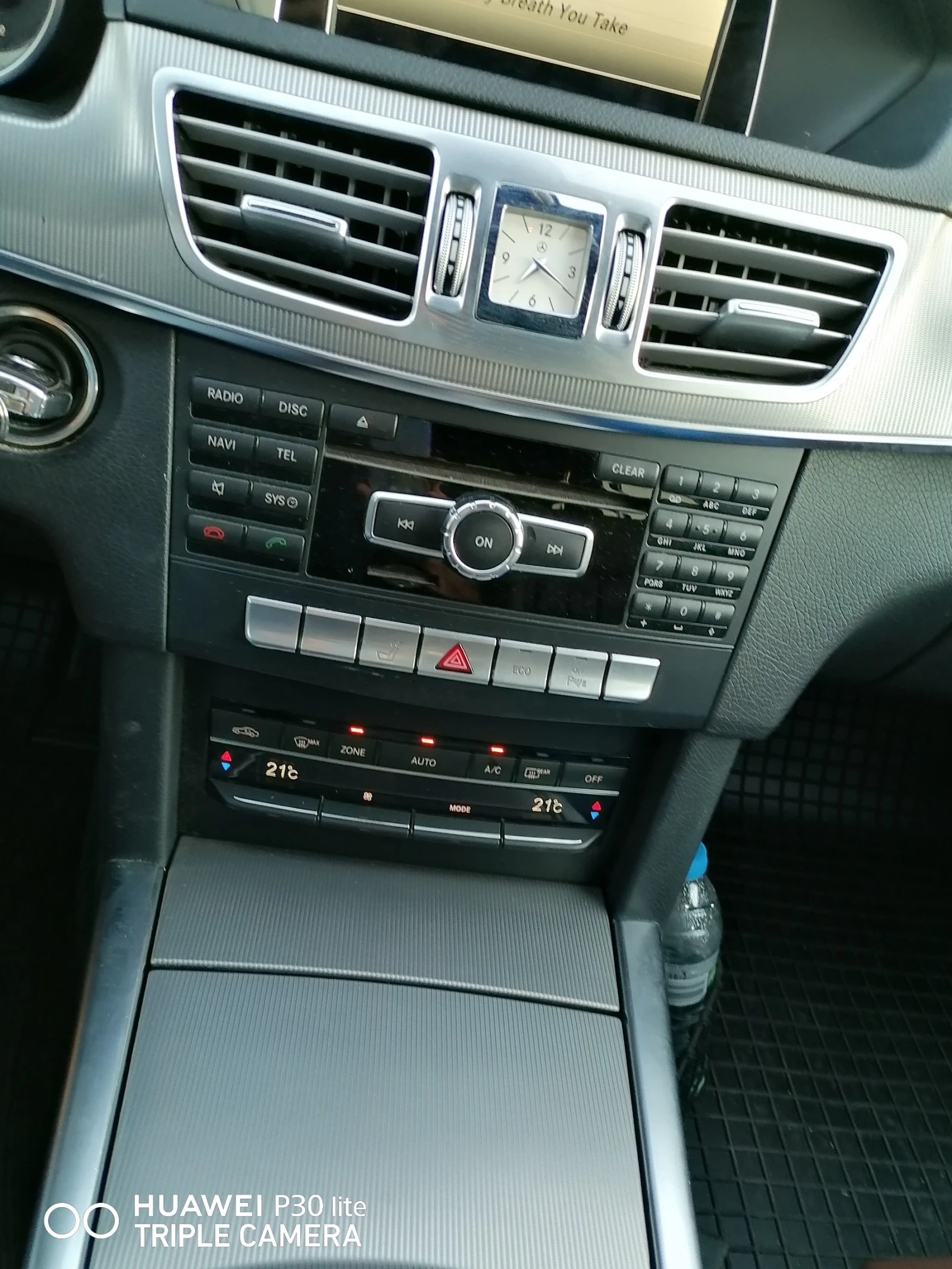 Mercedes-Benz E 350 4-Matic Bluetec , снимка 8 - Автомобили и джипове - 55661604