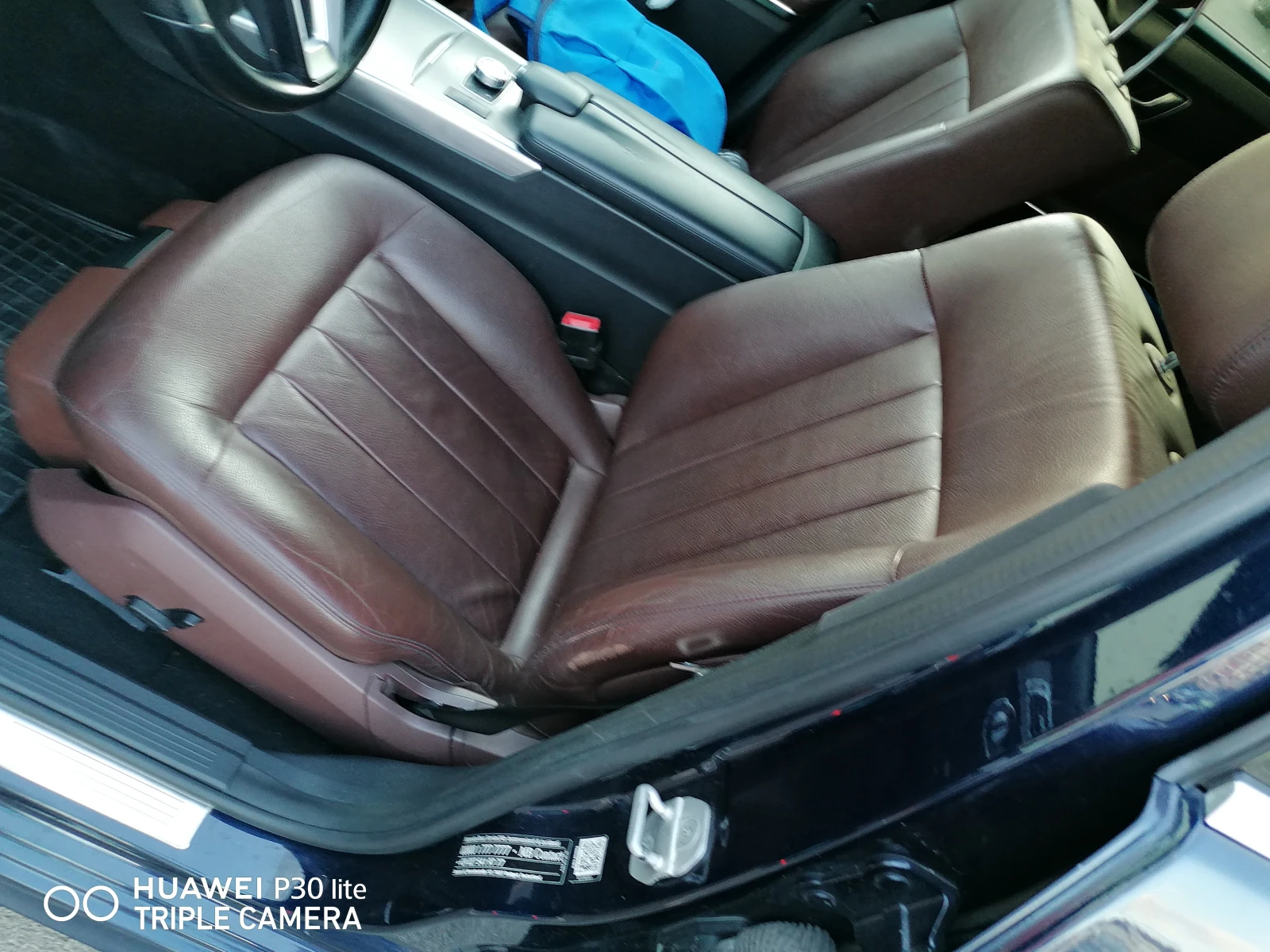 Mercedes-Benz E 350 4-Matic Bluetec , снимка 12 - Автомобили и джипове - 55661604