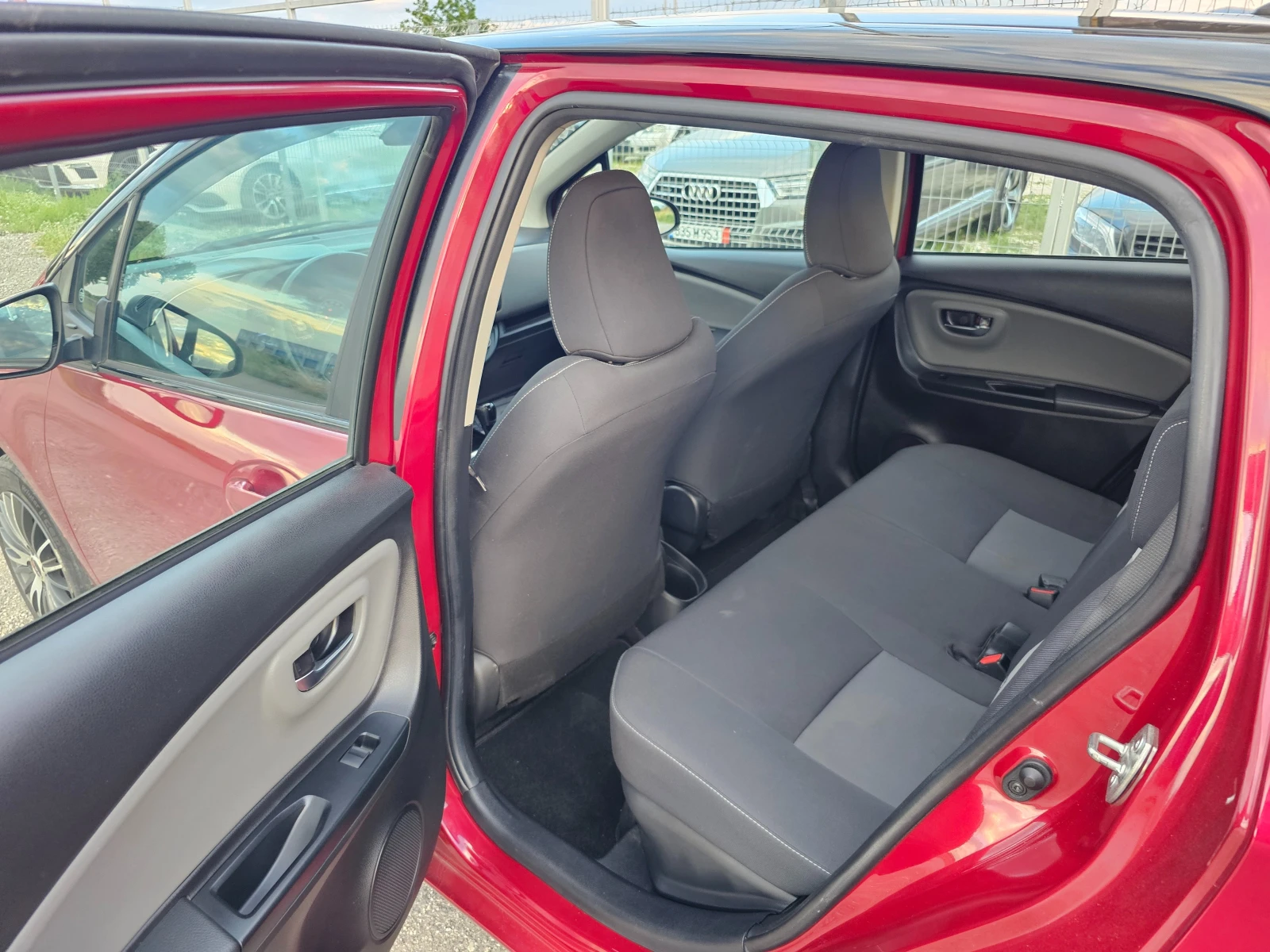 Toyota Yaris Facelift Hybrid TOP | Mobile.bg � ����������� 15