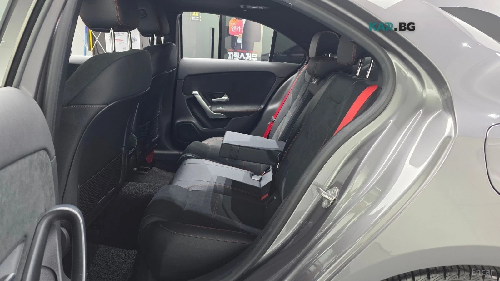 Mercedes-Benz A 35 AMG* 4MATIC* ПОДГРЕВ* КАМЕРА* SUNROOF* М.ТОЧКА, снимка 10 - Автомобили и джипове - 55790562