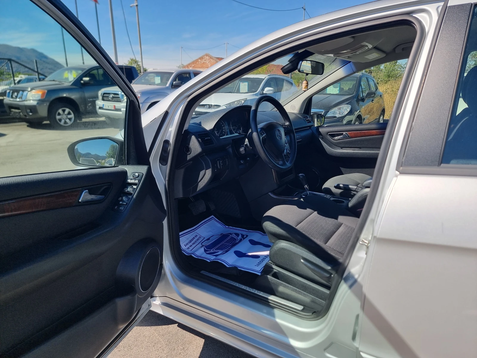Mercedes-Benz A 200 2.0CDI, снимка 10 - Автомобили и джипове - 56071509