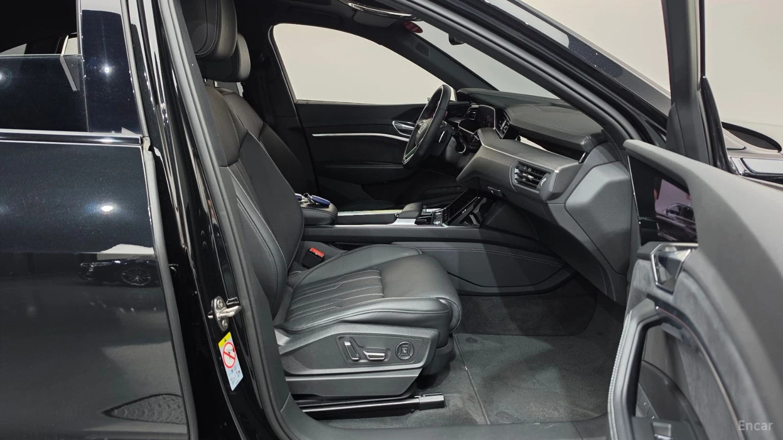 Audi E-Tron S SPORTBACK ���������� ���� �� �������� | Mobile.bg � ����������� 12