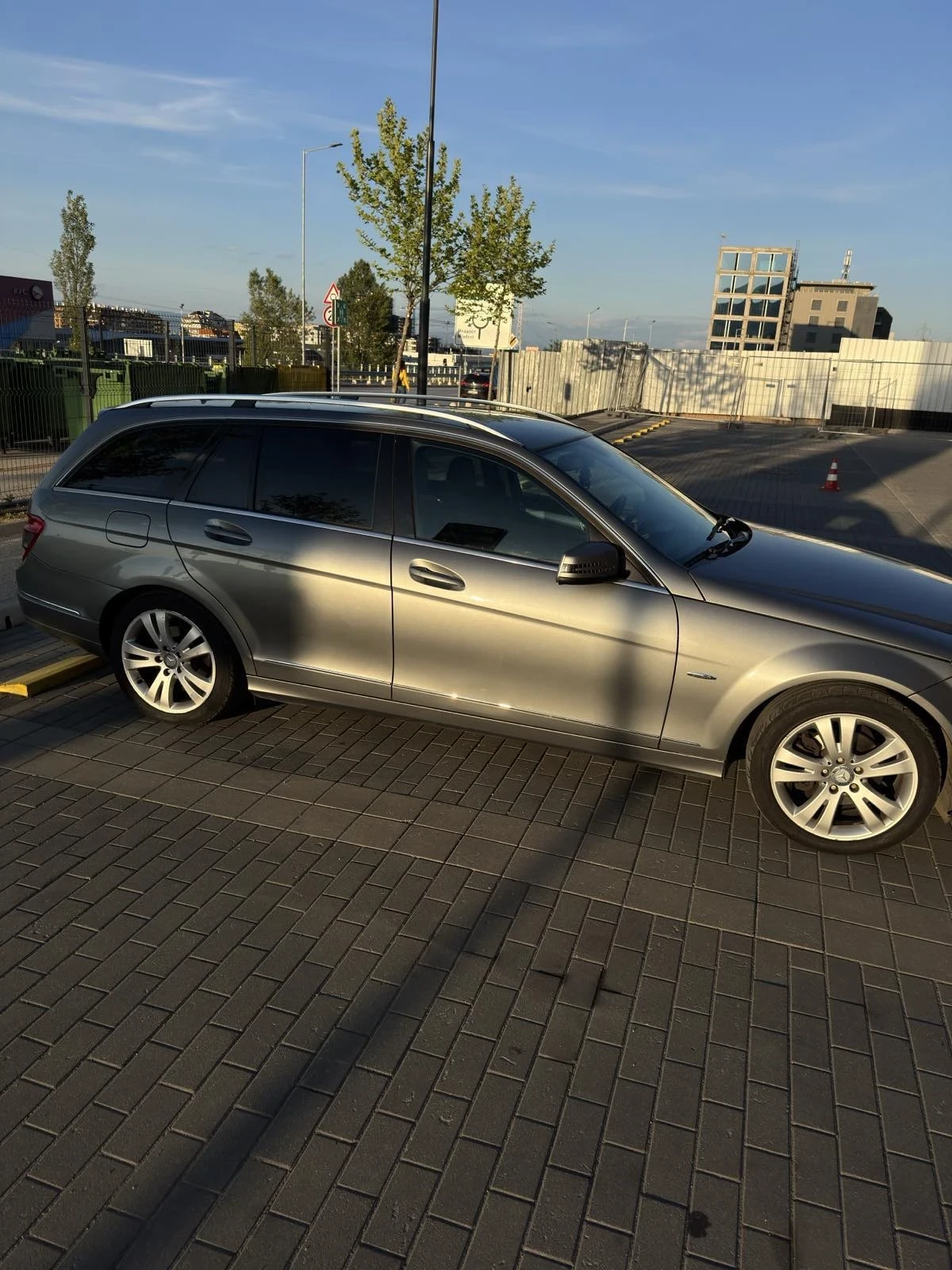 Mercedes-Benz C 200, снимка 5 - Автомобили и джипове - 56643482
