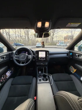 Volvo XC40 B3 Mild Hybrid, снимка 11
