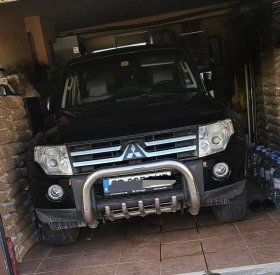     Mitsubishi Pajero 4