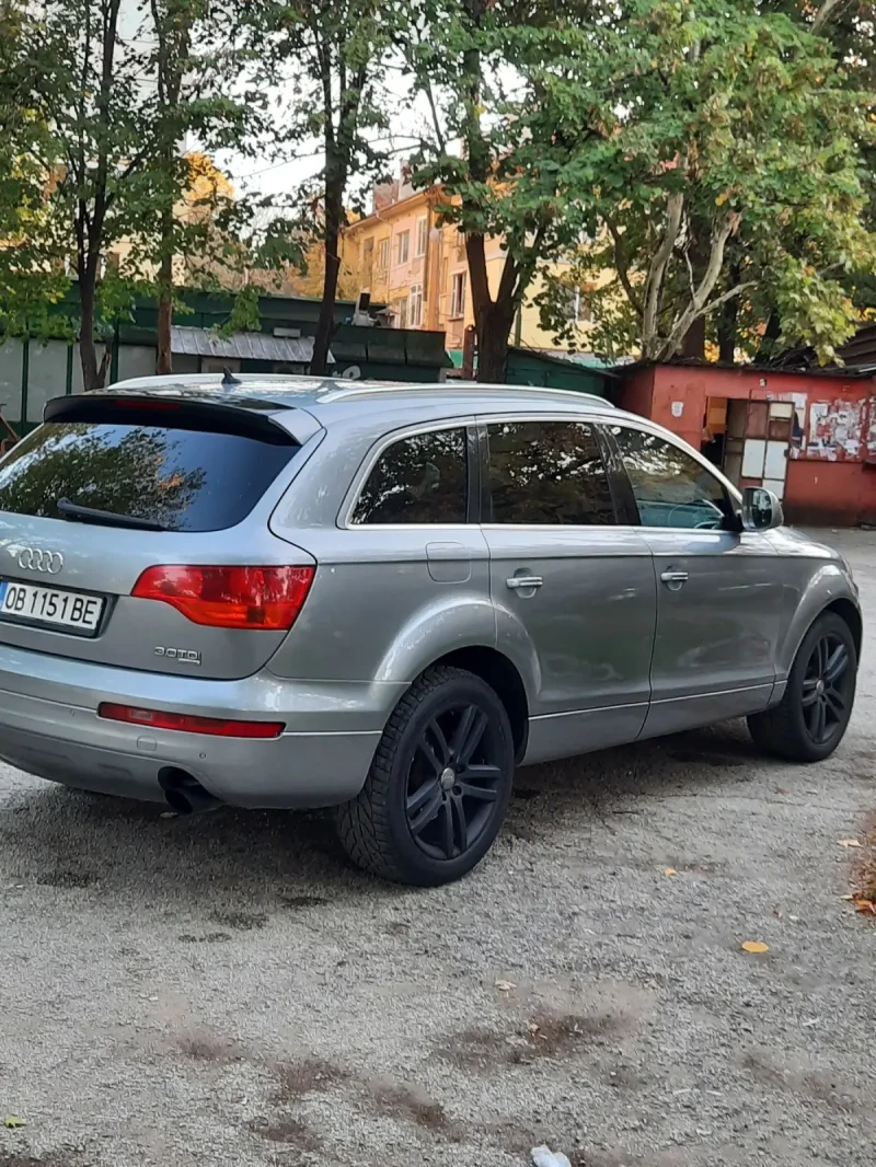 Audi Q7 Джип, снимка 4 - Автомобили и джипове - 47837999