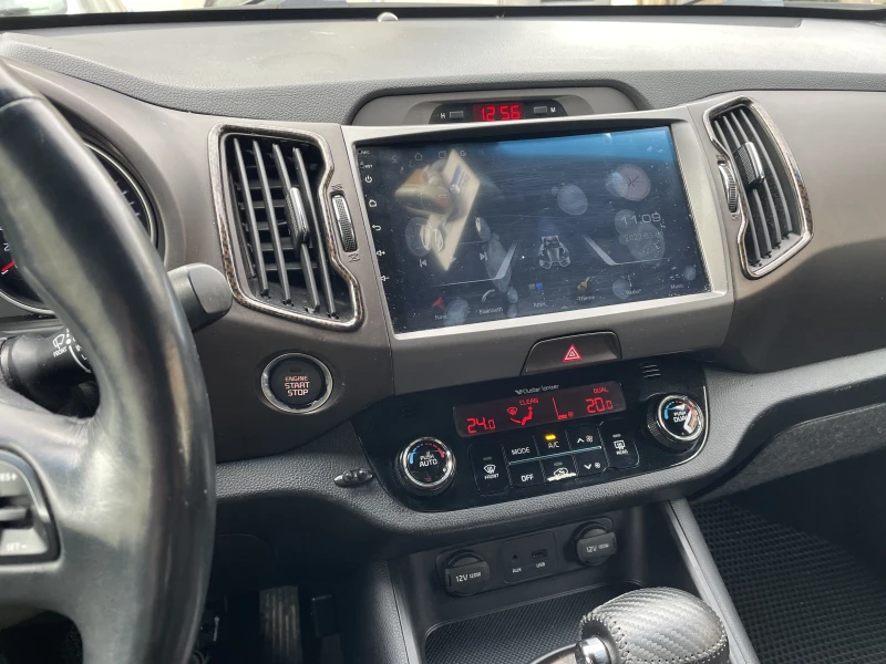 Kia Sportage, снимка 12 - Автомобили и джипове - 52937926