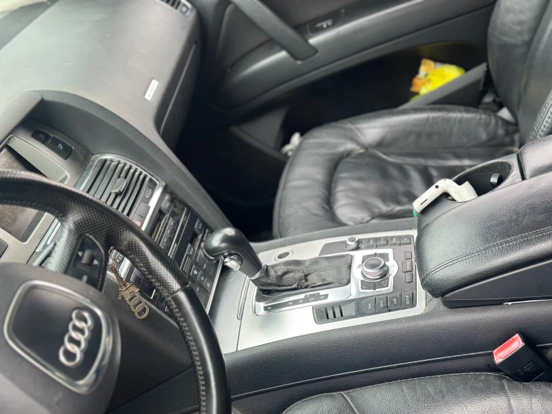 Audi Q7, снимка 4 - Автомобили и джипове - 53157513