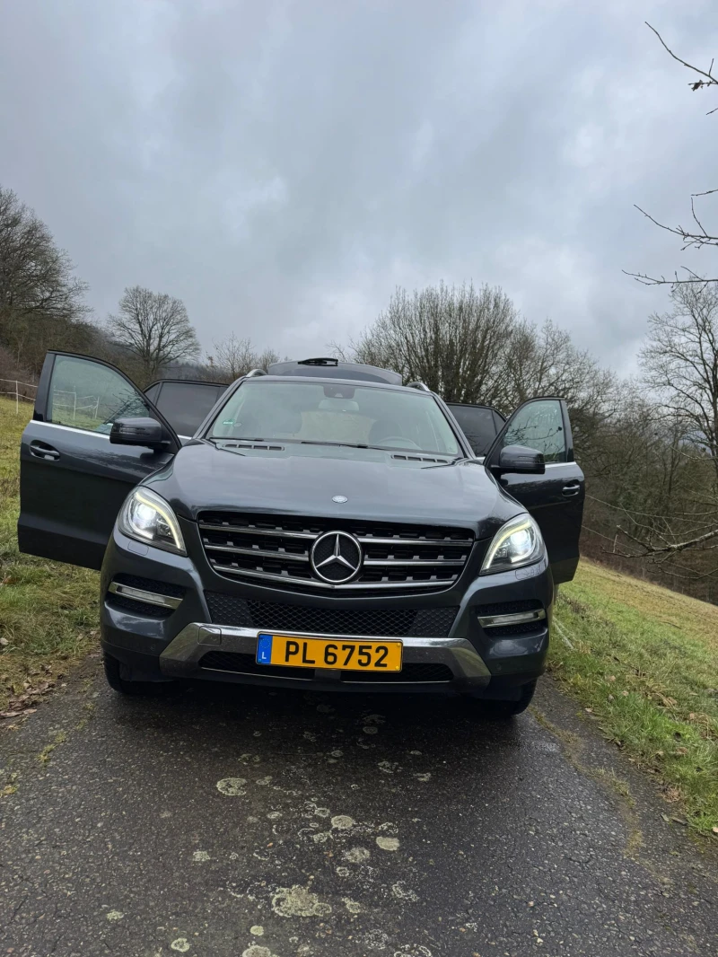 Mercedes-Benz ML 350 BlueTec, снимка 2 - Автомобили и джипове - 53297336