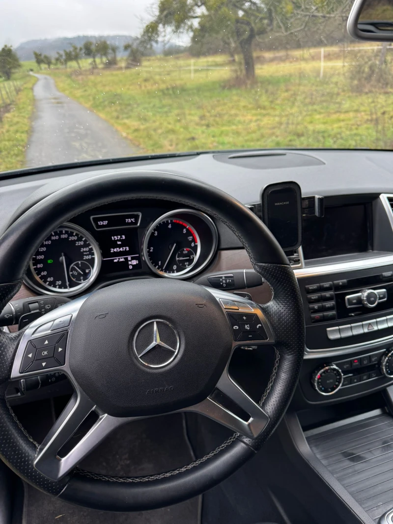 Mercedes-Benz ML 350 BlueTec, снимка 9 - Автомобили и джипове - 53297336