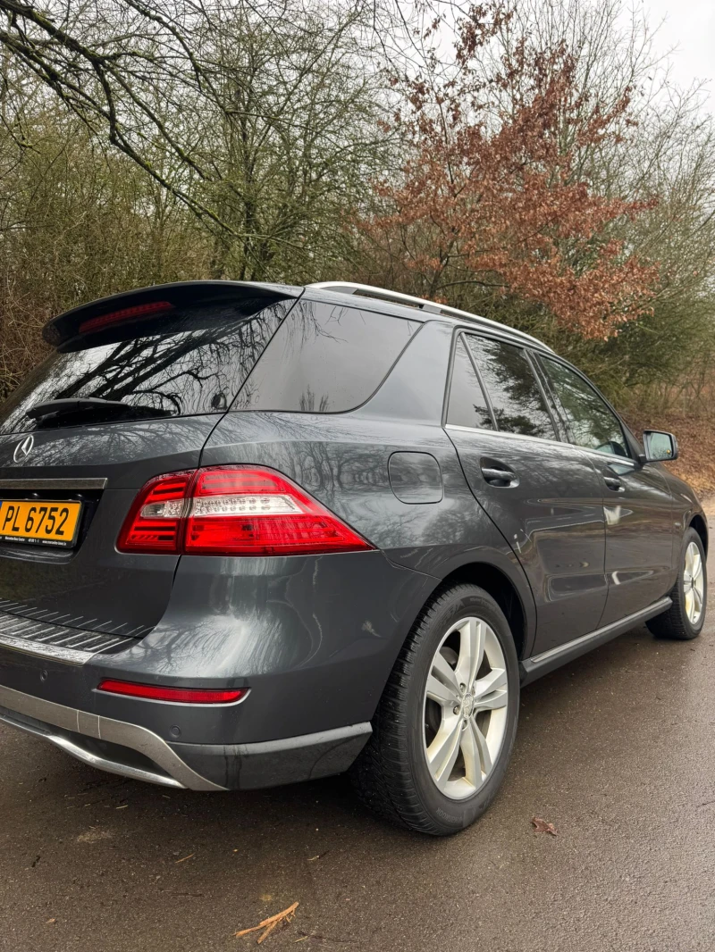Mercedes-Benz ML 350 BlueTec, снимка 15 - Автомобили и джипове - 53297336