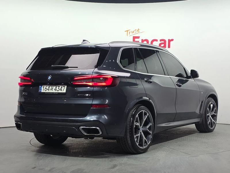 BMW X5 xDrive45e* M-SPORT* ВЪЗДУШНО ОКАЧВАНЕ, снимка 2 - Автомобили и джипове - 54520540