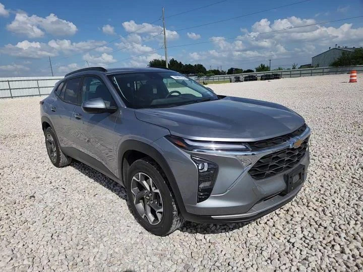 Chevrolet Trax 1.2l 1Lt, снимка 13 - Автомобили и джипове - 56034582