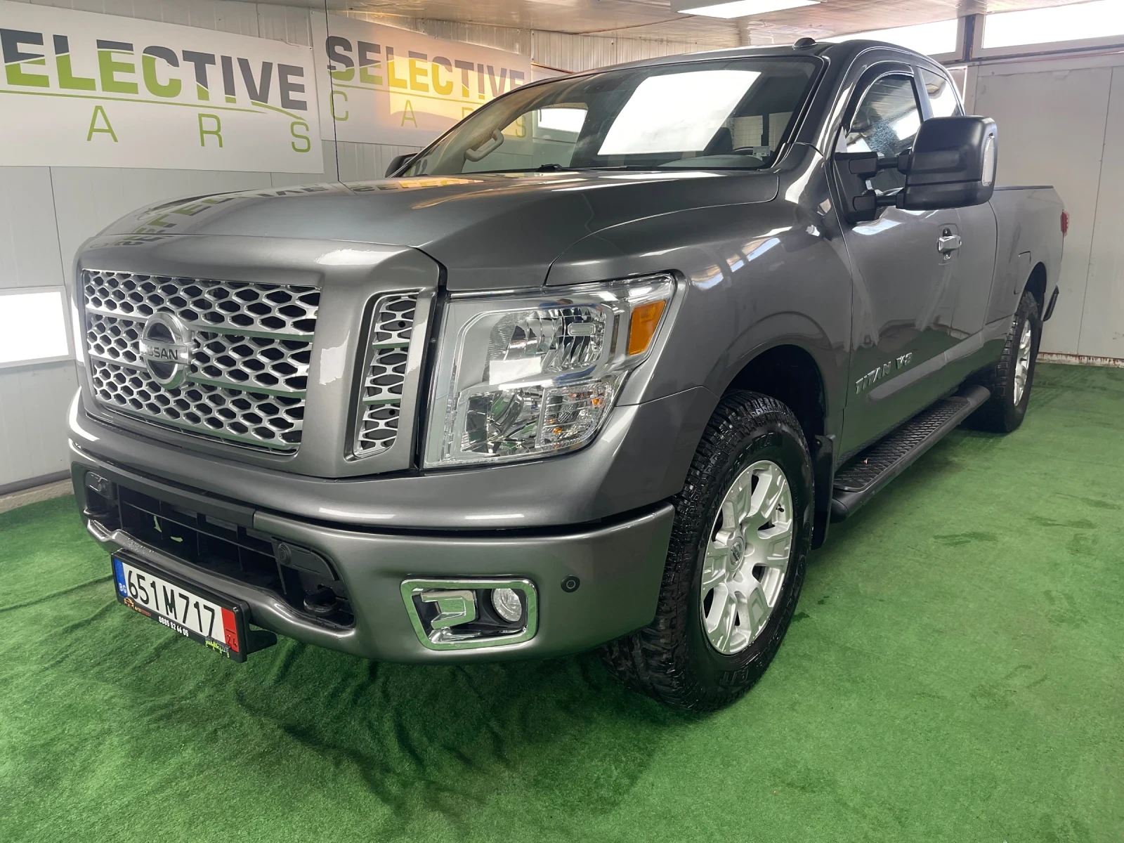 Nissan Titan crew cab SV AWD V8 - изображение 3