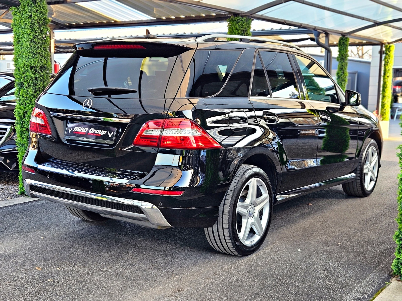 Mercedes-Benz ML 350 AMG/GERMANY/PANO/CAMERA/ПОДГРЕВ/ПАМЕТ/AMBIENT/LIZI, снимка 5 - Автомобили и джипове - 53809567