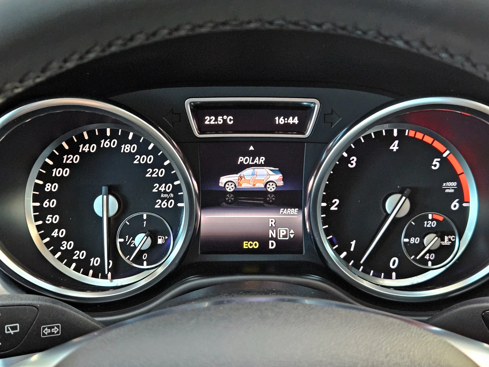 Mercedes-Benz ML 350 AMG/GERMANY/PANO/CAMERA/ПОДГРЕВ/ПАМЕТ/AMBIENT/LIZI, снимка 10 - Автомобили и джипове - 53809567