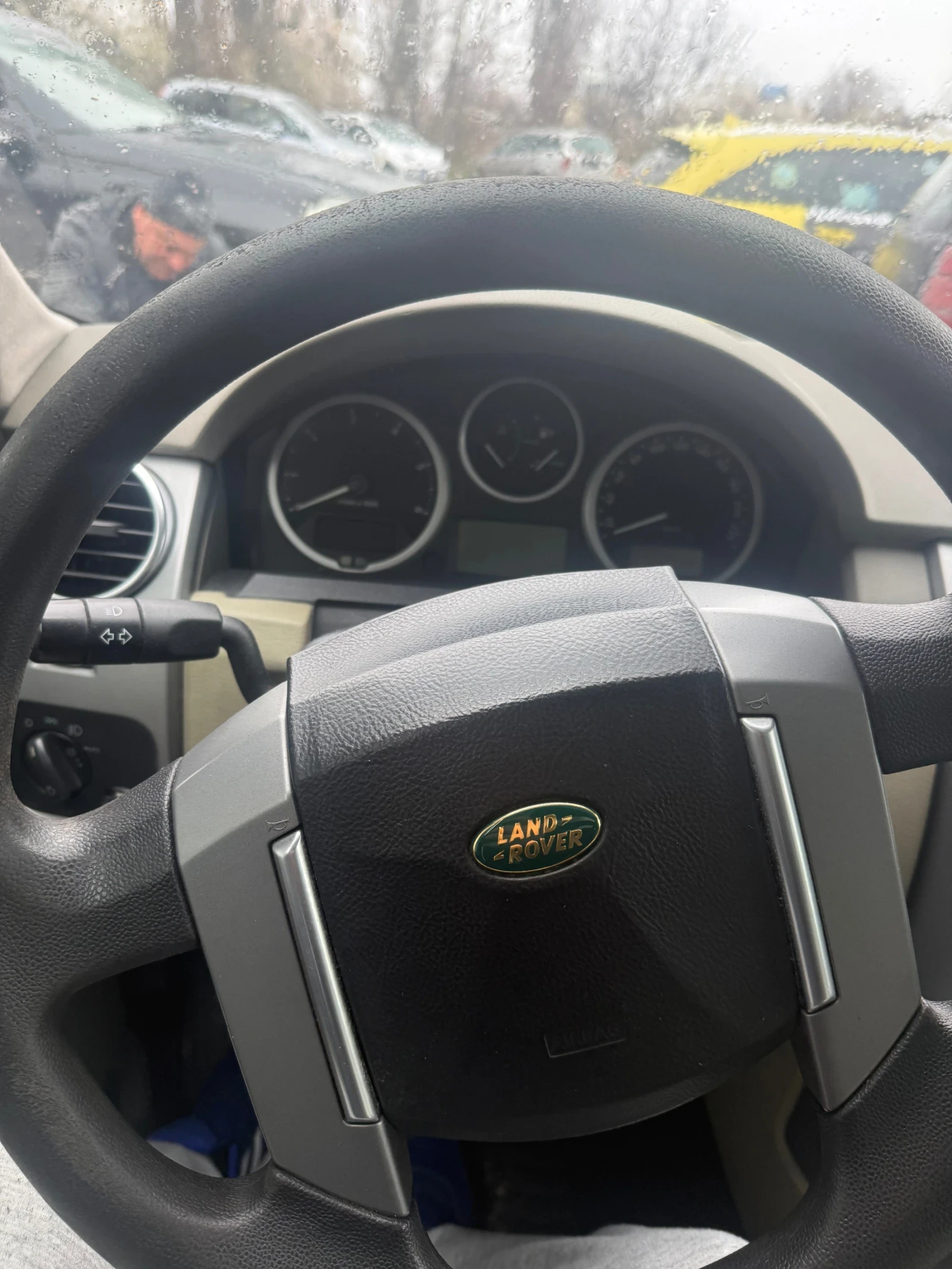 Land Rover Discovery, снимка 5 - Автомобили и джипове - 54215062