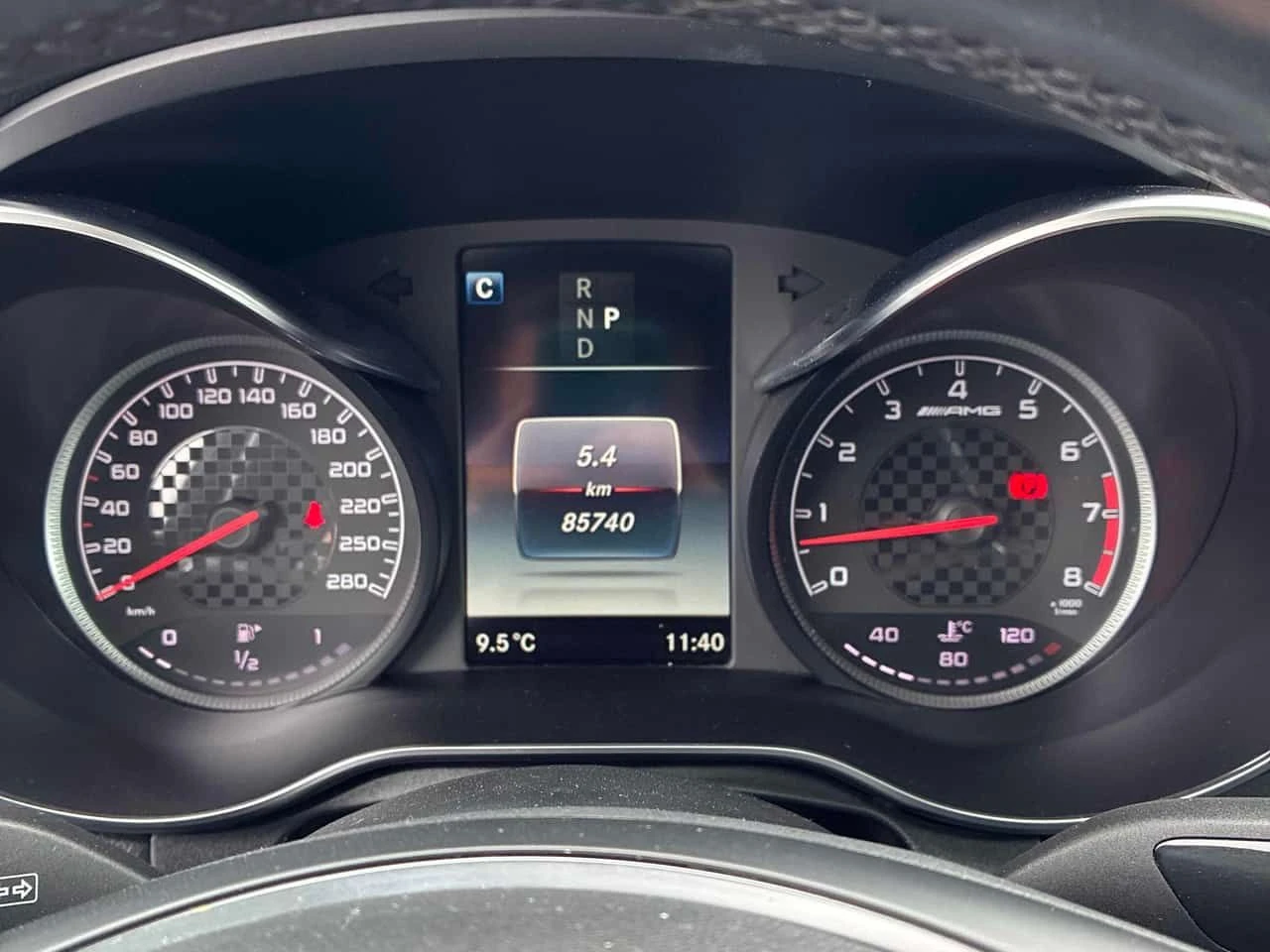 Mercedes-Benz GLC 43 AMG BURMESTER * PANO * KEYLESS *  ПОДГРЕВИ * CARFAX, снимка 8 - Автомобили и джипове - 54488202
