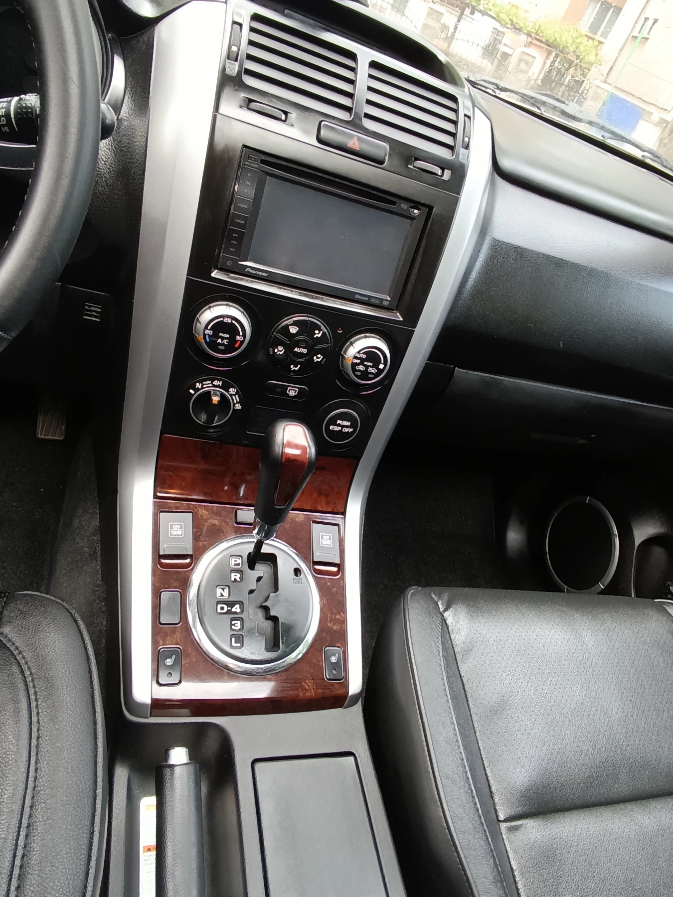Suzuki Grand vitara 2.7 V6 GAS, снимка 5 - Автомобили и джипове - 54580720