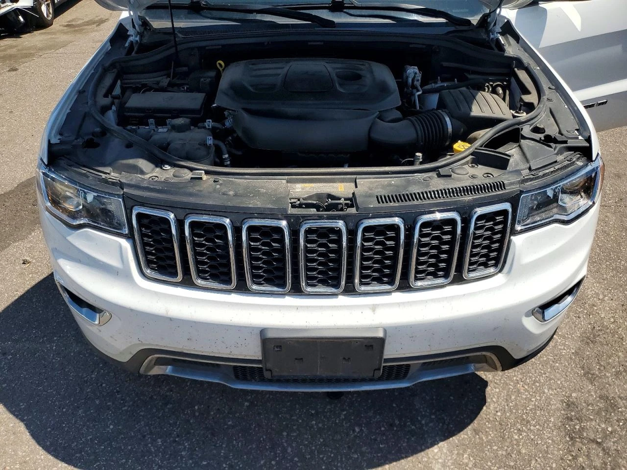 Jeep Grand cherokee 3.6l Limited, снимка 12 - Автомобили и джипове - 55106228
