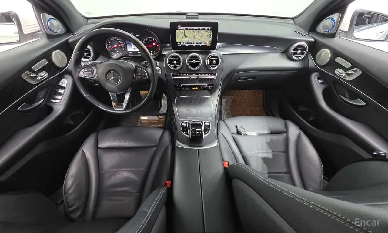 Mercedes-Benz GLC * GCL300 4MATIC Coupe * ЦЕНА ДО БГ, снимка 7 - Автомобили и джипове - 55606332