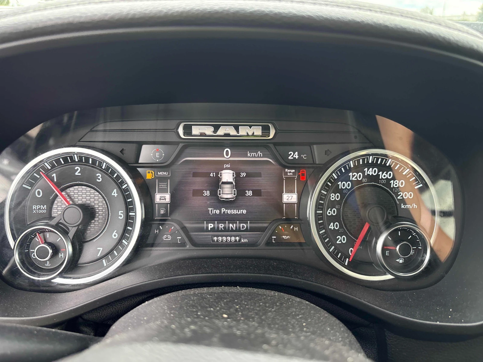 Dodge RAM 1500 SPORT / ОБДУХВАНЕ / TOP ЦЕНА ДО БЪЛГАРИЯ !!!, снимка 7 - Автомобили и джипове - 55771969