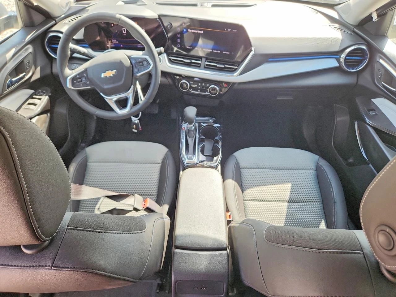 Chevrolet Trax 1.2l 1Lt, снимка 8 - Автомобили и джипове - 56034582