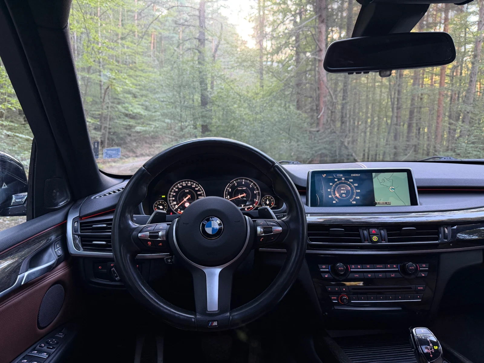 BMW X5 50i Xdrive M-Package, снимка 10 - Автомобили и джипове - 56059432