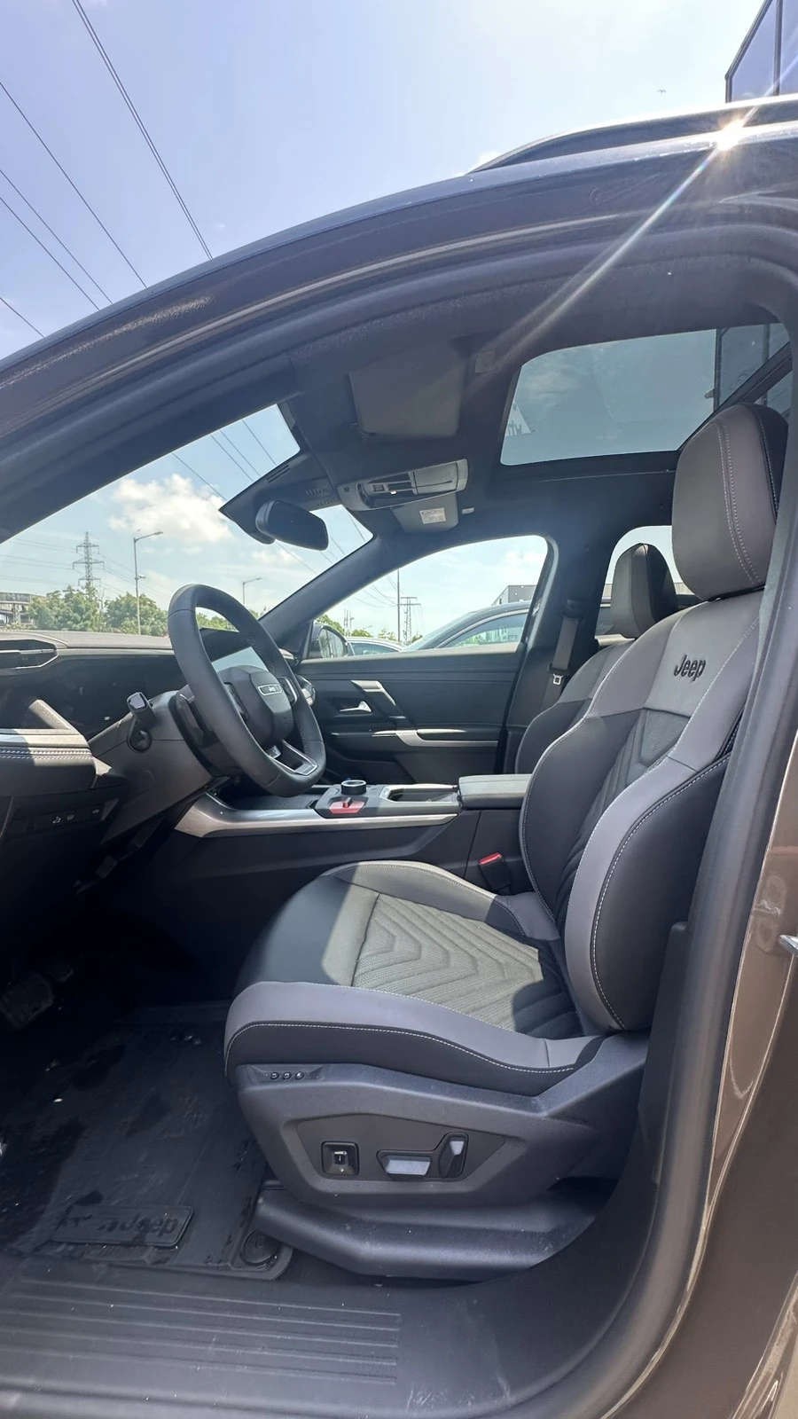 Jeep Compass e-HYBRID 48V petrol, снимка 11 - Автомобили и джипове - 56293817