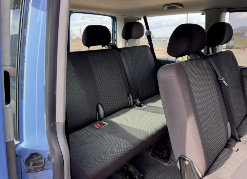 VW T5 2.5 Caravelle / 4x4, снимка 8 - Бусове и автобуси - 53403845