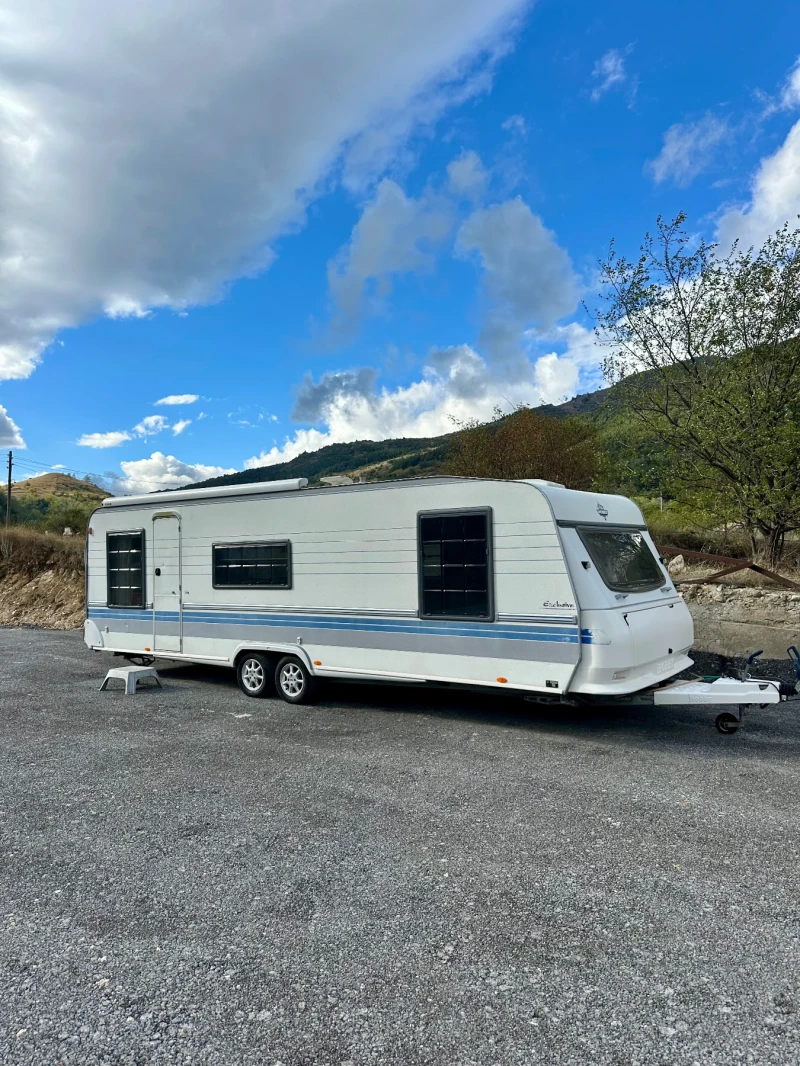 Каравана Hobby Prestige 720 / 9 метра/ НОВ ВНОС/ ГОЛЯМ ХЛАДИЛНИК/, снимка 6 - Каравани и кемпери - 52158998
