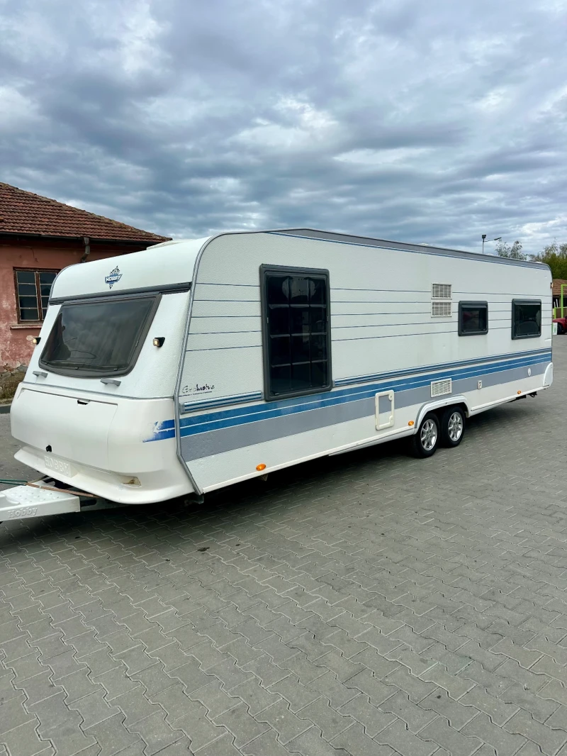 Каравана Hobby Prestige 720 / 9 метра/ НОВ ВНОС/ ГОЛЯМ ХЛАДИЛНИК/, снимка 3 - Каравани и кемпери - 52158998