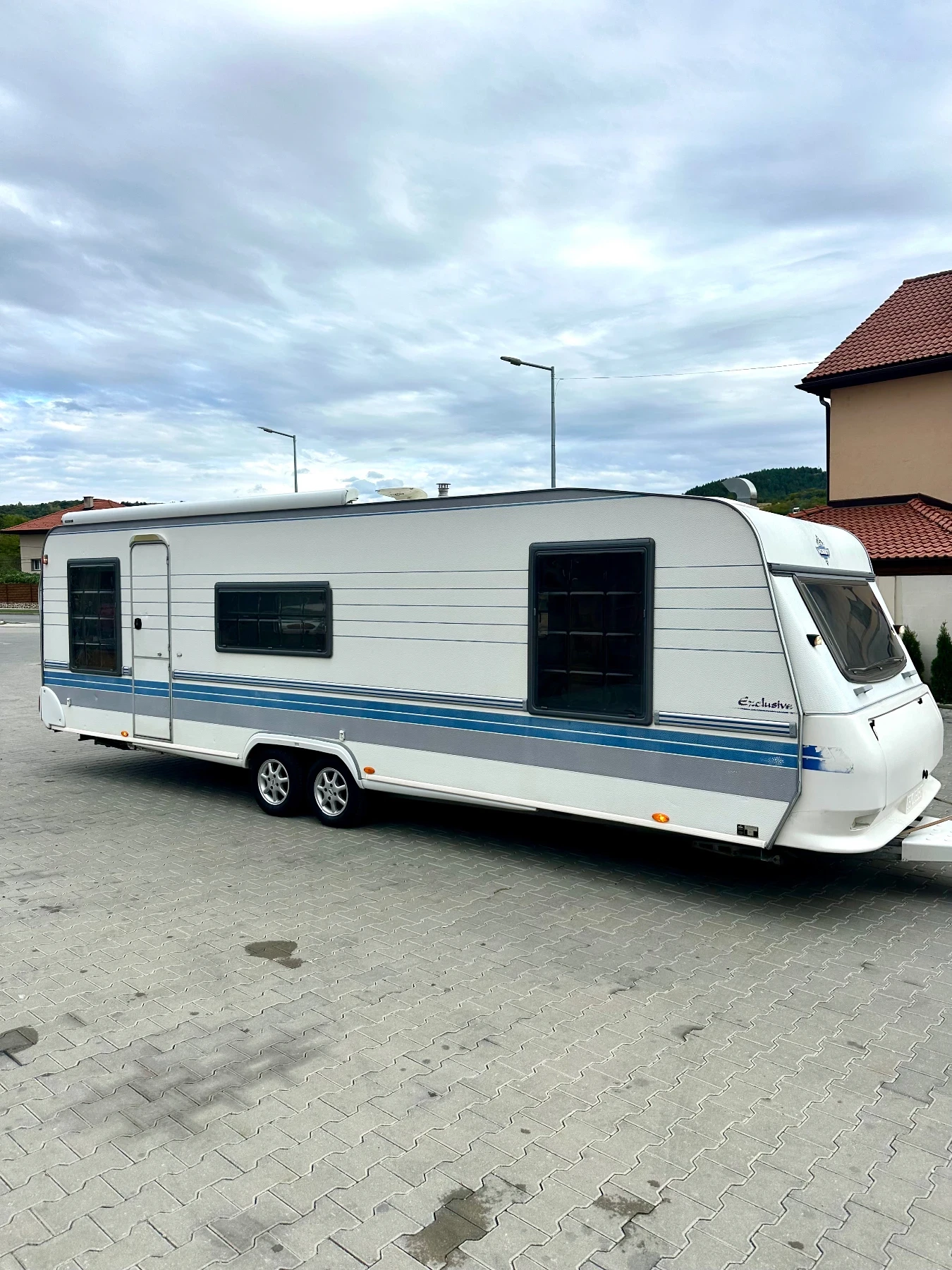 Каравана Hobby Prestige 720 / 9 метра/ НОВ ВНОС/ ГОЛЯМ ХЛАДИЛНИК/, снимка 1