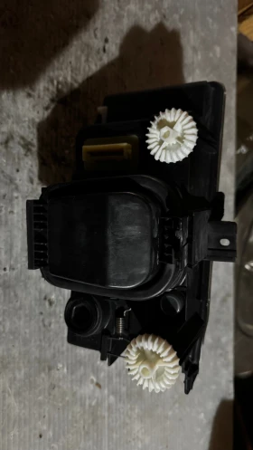 Нови Оригинални Фарове зa Seat Cordoba - 67627685 / 6K1941016, снимка 2 - Части - 53374958