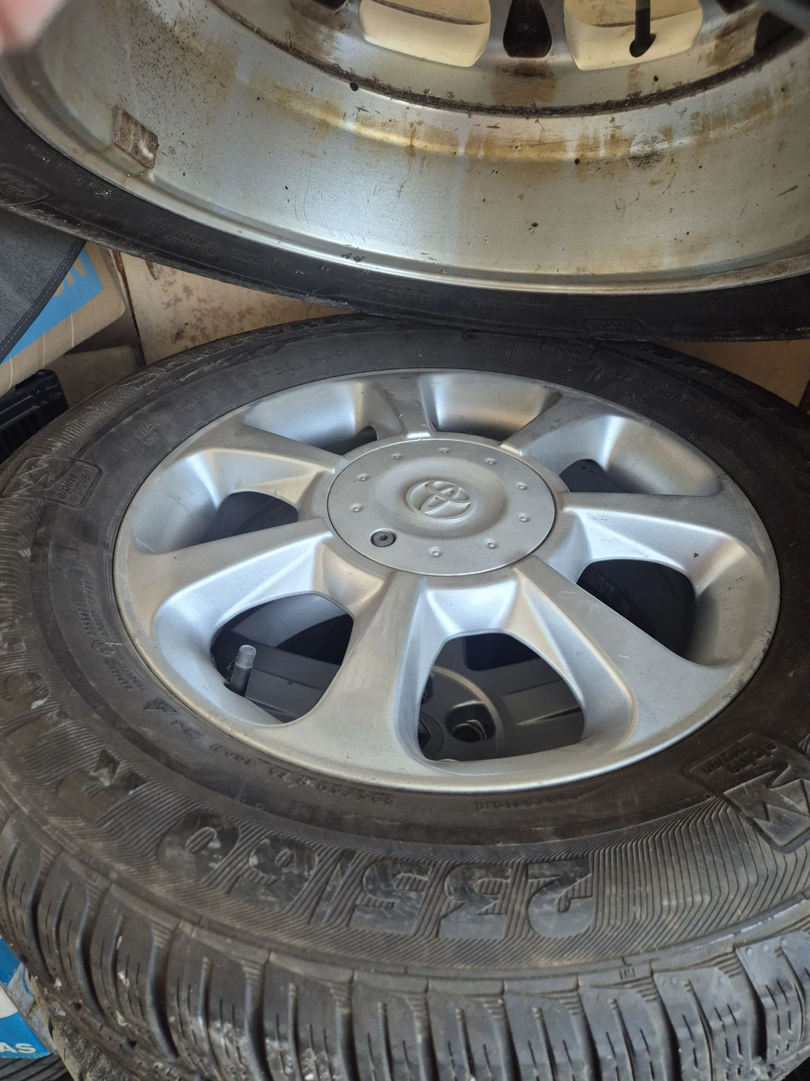 ���� � ������ 235/60R16 �� Toyota Rav4 | Mobile.bg � ����������� 3