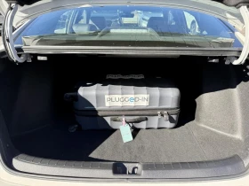 Honda Civic  Hybrid Sport Touring Sedan FWD, снимка 9