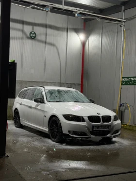 BMW 320, снимка 6