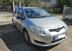 Toyota Auris, снимка 2