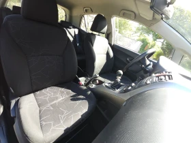 Toyota Auris, снимка 12