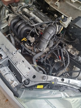 Ford Focus 1.6 Бензин, снимка 3
