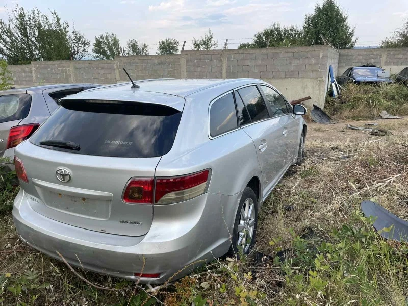 Toyota Avensis, снимка 7 - Автомобили и джипове - 34743896