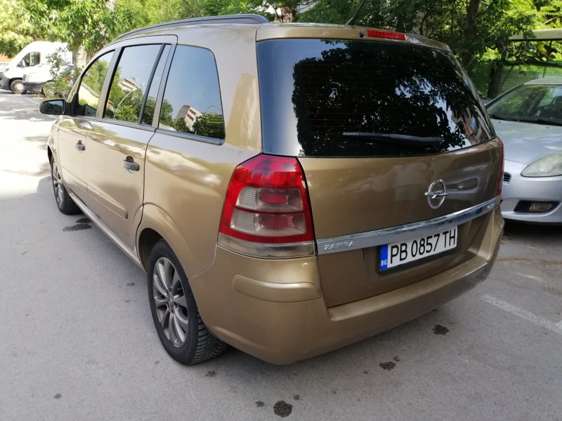 Opel Zafira, снимка 8 - Автомобили и джипове - 47301473