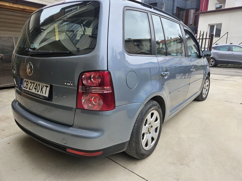 VW Touran, снимка 6 - Автомобили и джипове - 47560515