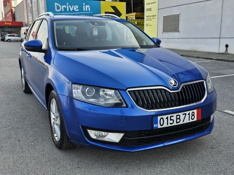 Skoda Octavia 2.0 TDi 4x4 Ксенон, Навигация , снимка 5 - Автомобили и джипове - 47918998