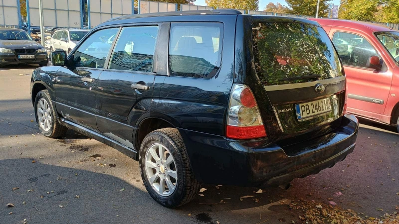 Subaru Forester 2.0X Facelift, снимка 4 - Автомобили и джипове - 48440576