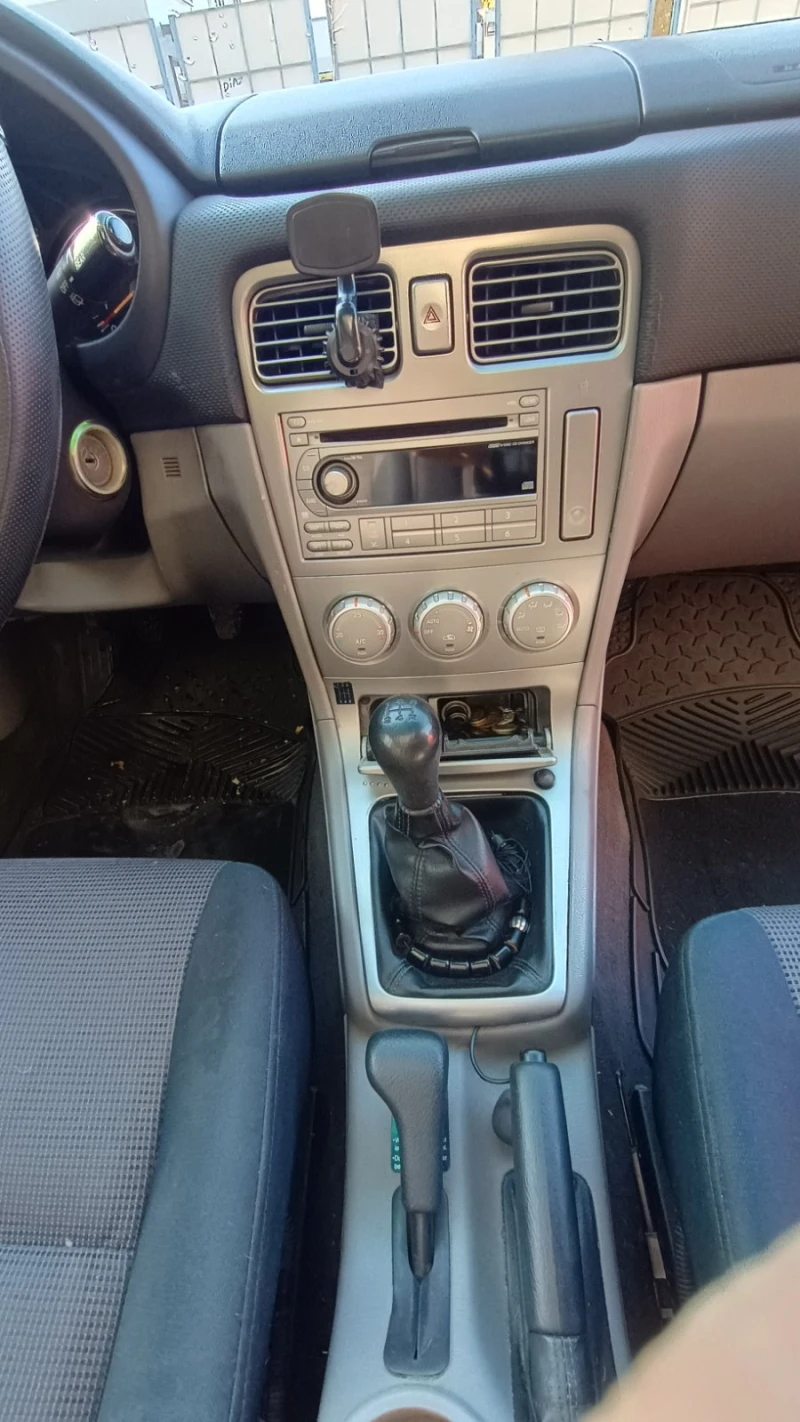 Subaru Forester 2.0X Facelift, снимка 14 - Автомобили и джипове - 48440576