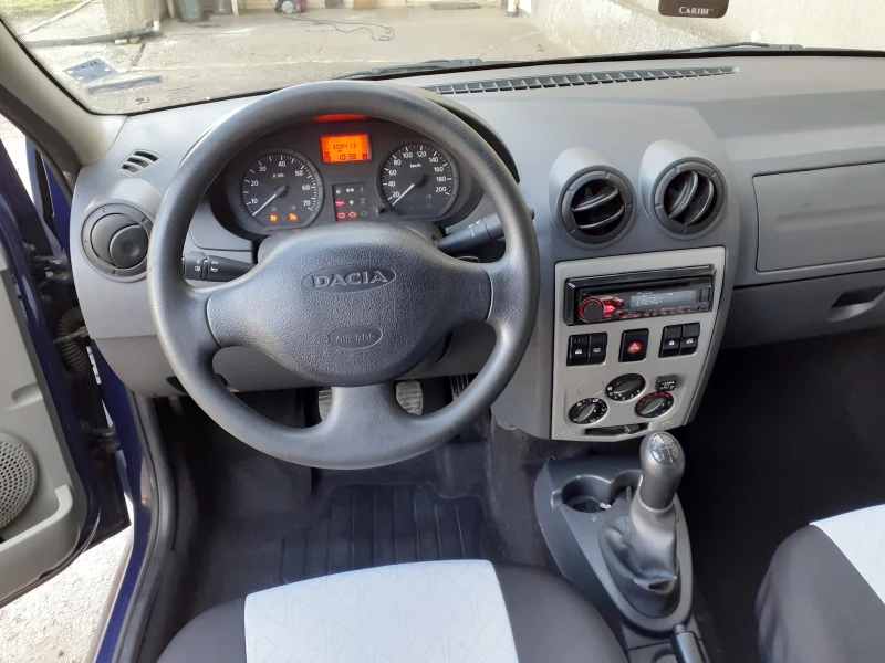 Dacia Logan 1.6 газ-бензин, снимка 13 - Автомобили и джипове - 48124909